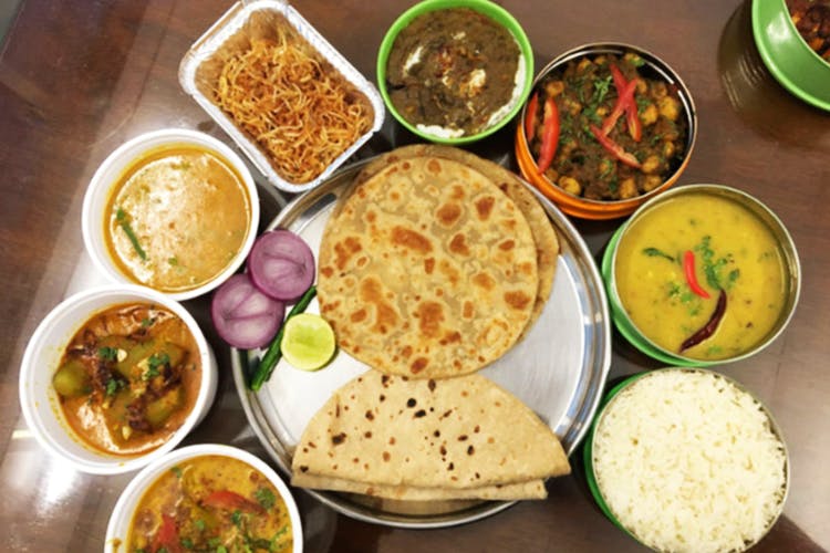 Emaan Food